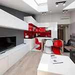 Cozy And Large 62 M2 With Air Conditioning, Old Town Апартаменты
