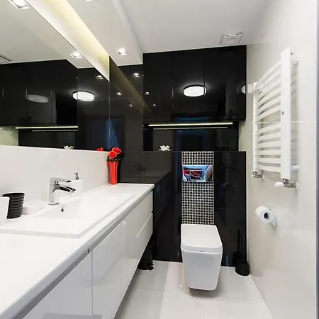 Cozy And Large 62 M2 With Air Conditioning, Old Town Apartment *