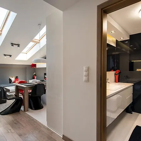 Cozy And Large 62 M2 With Air Conditioning, Old Town *